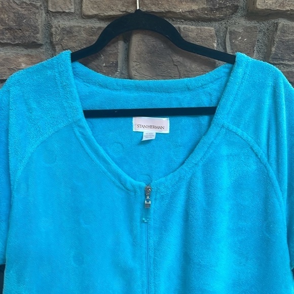 Stan Herman blue robe with front zipper and front pockets. Size XL - Picture 5 of 11